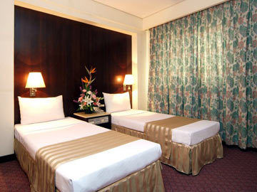 Royal Castle Hotel Taipei Bagian luar foto